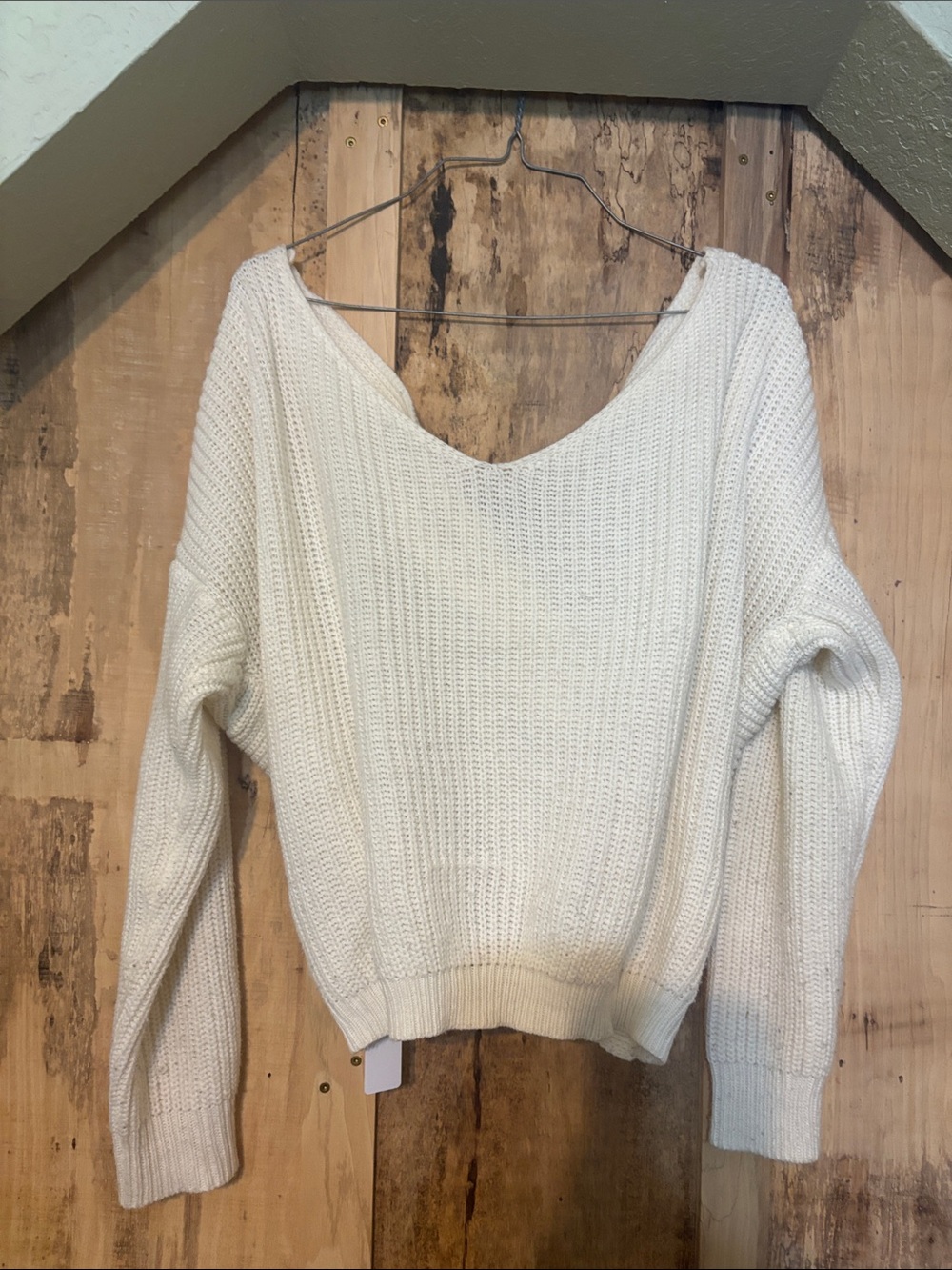 #106 Women's Cream V‑Neck Knit Sweater